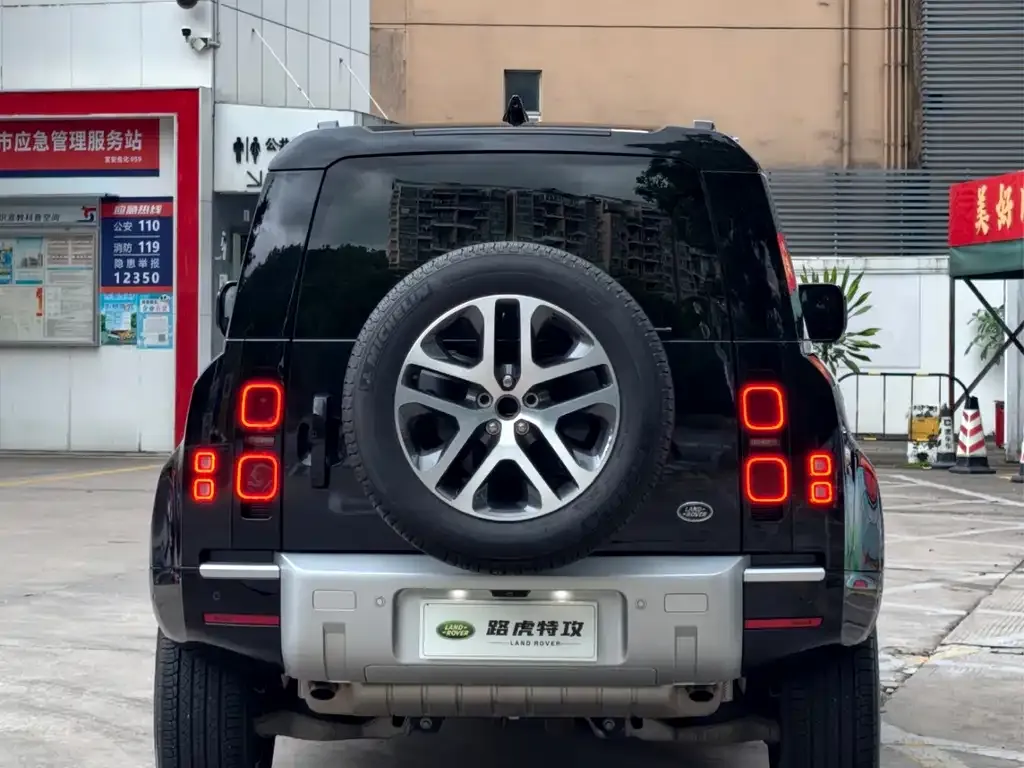 Land Rover Defender — фото 5