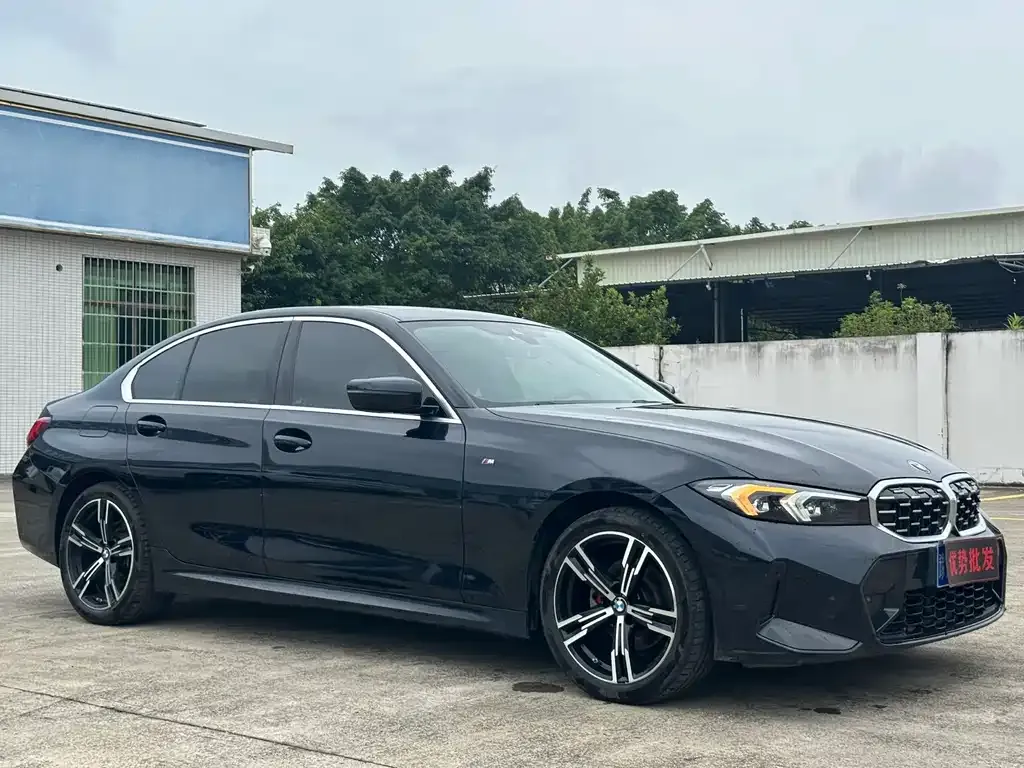 BMW 3 Series — фото 1