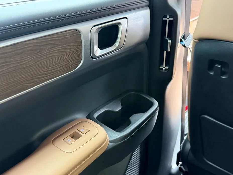 Hyundai Santafe — фото 3