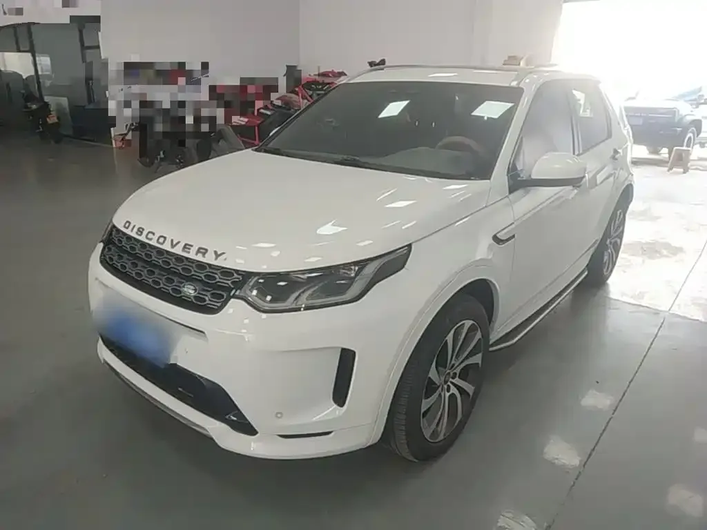 Land Rover Discovery Sport — фото 1