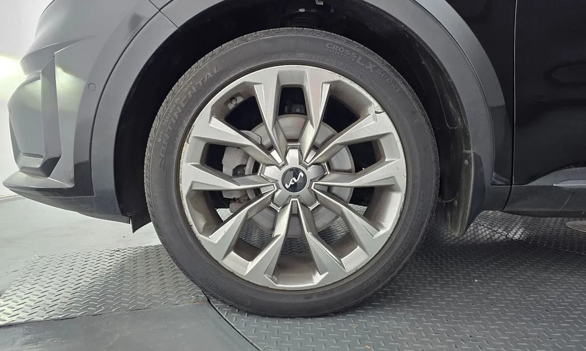 Kia Sorento — фото 8