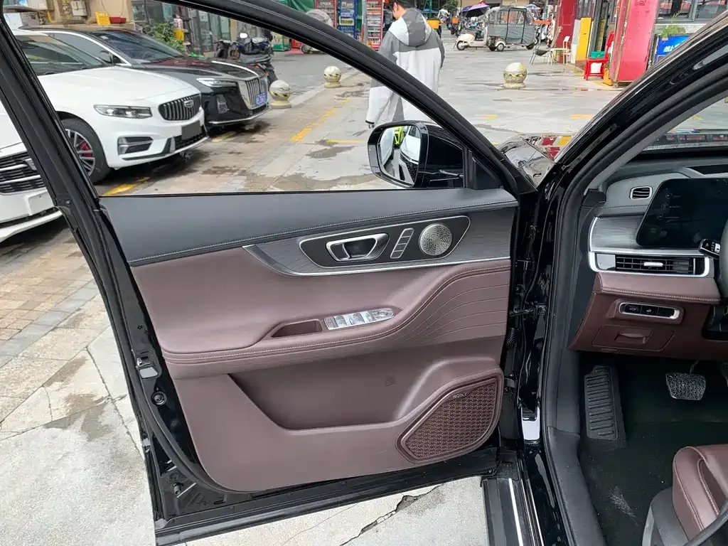 Chery Tiggo 8 PRO — фото 8