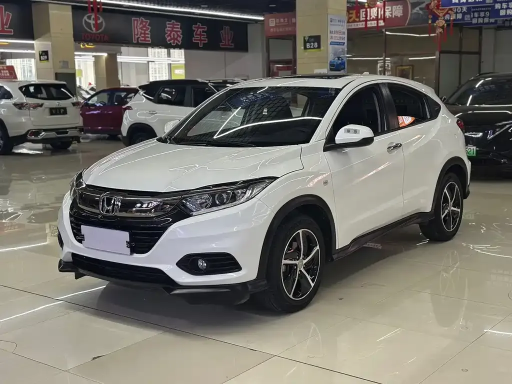 Honda Vezel — фото 1