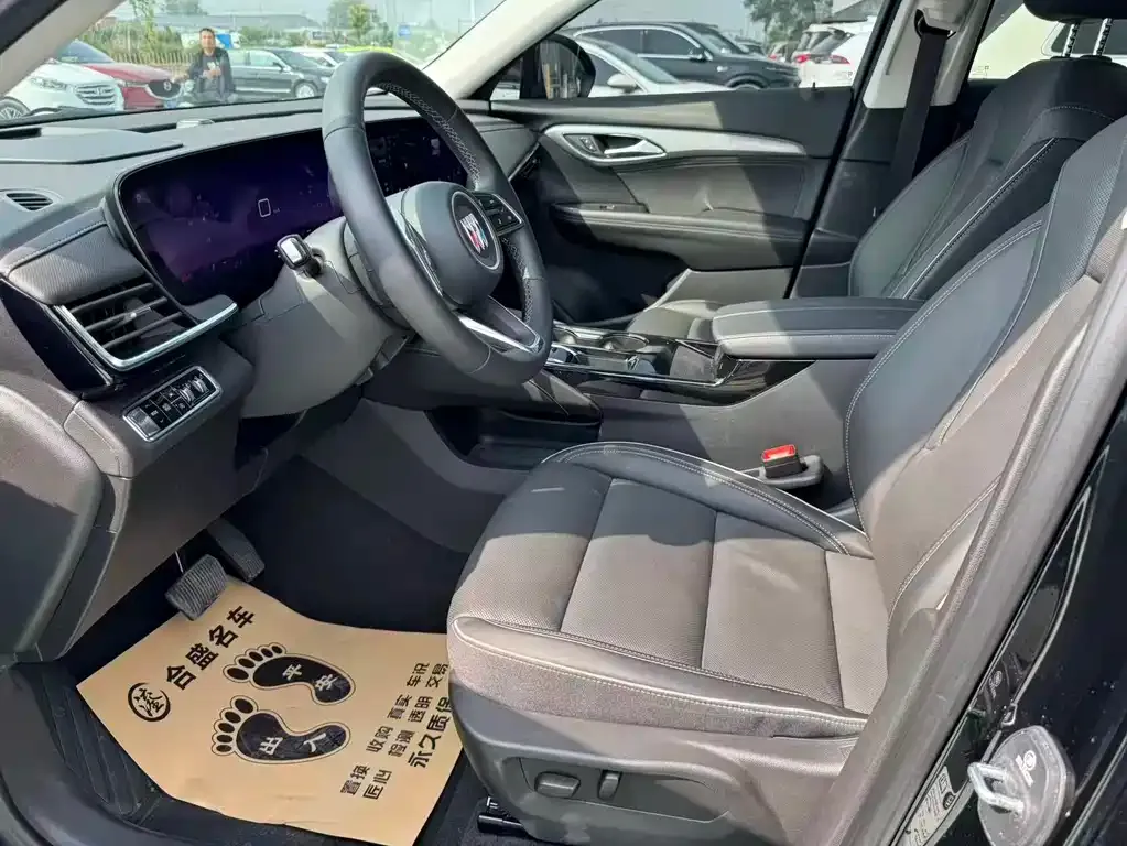 Buick Envision Plus — фото 6