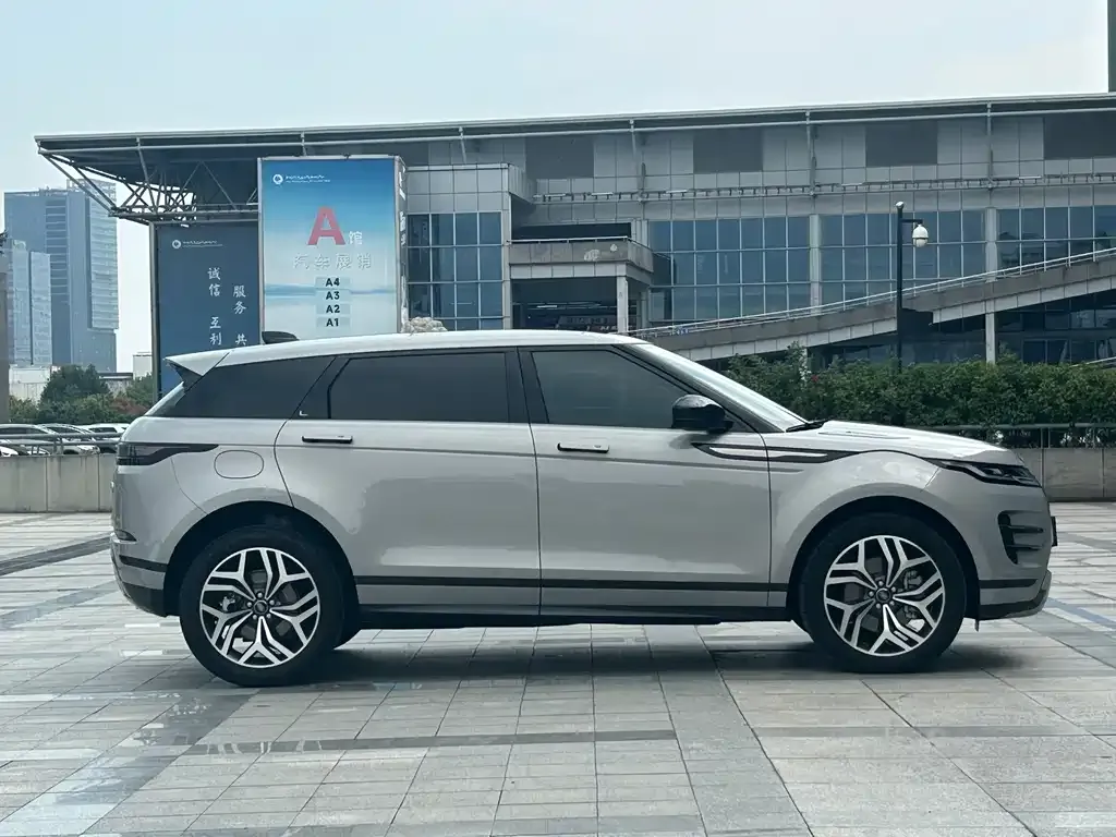 Land Rover Evoque — фото 7