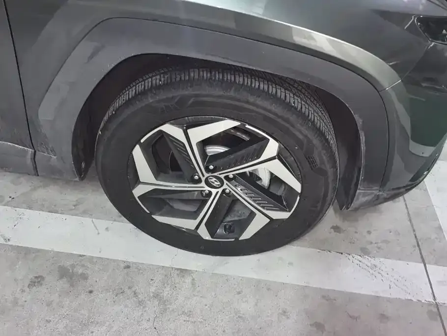 Hyundai Tucson — фото 7