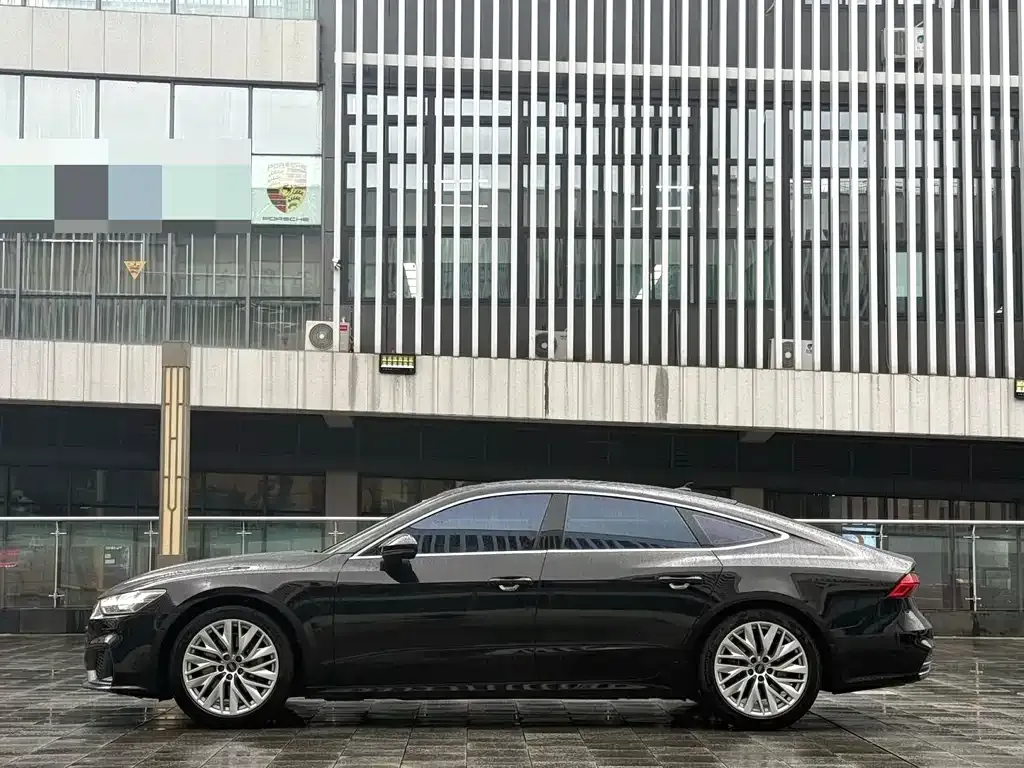 Audi A7 — фото 2