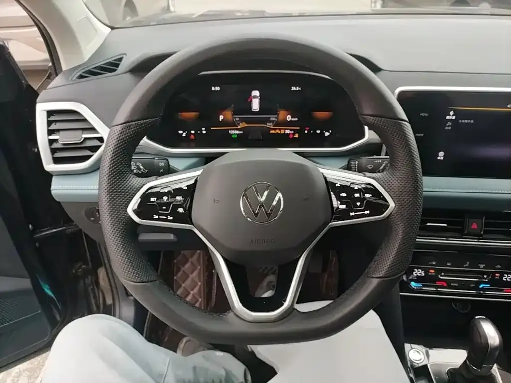Volkswagen Tharu — фото 5