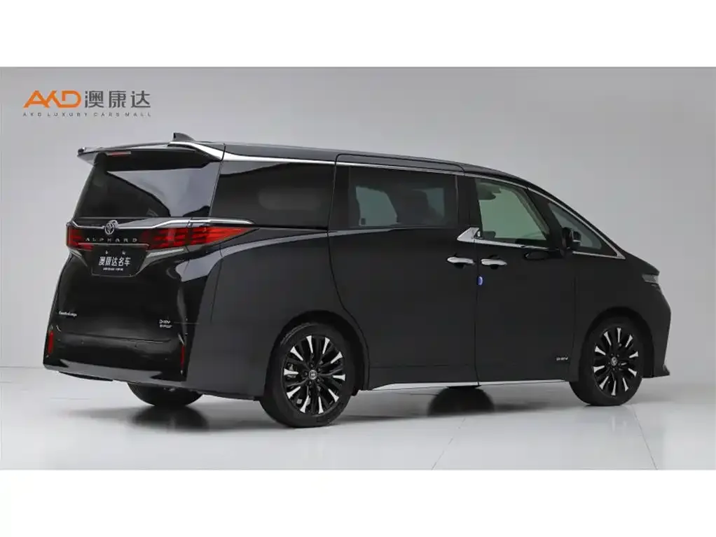 Toyota Alphard — фото 2