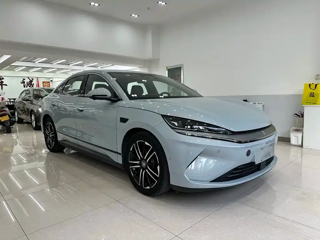 BYD Qin L — фото 7
