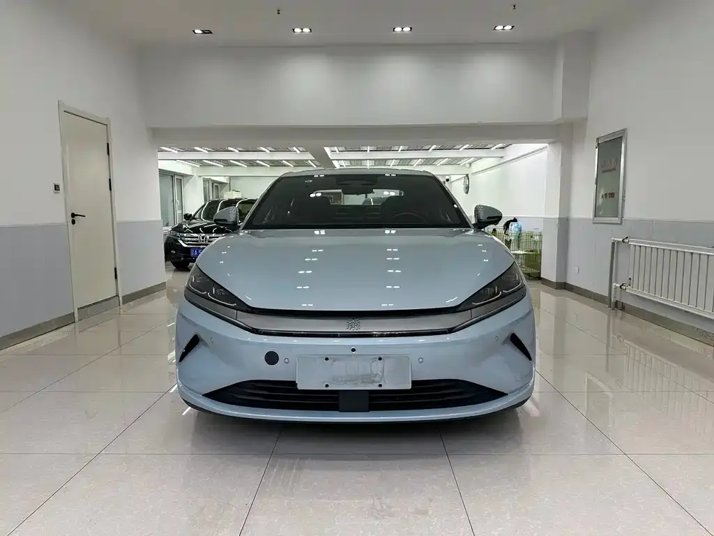 BYD Qin L — фото 2