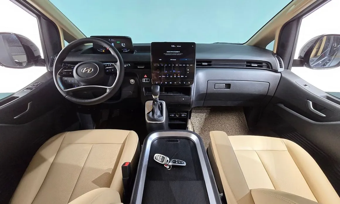 Hyundai Staria — фото 8
