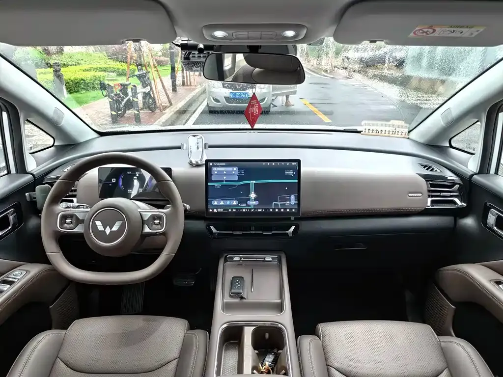 Wuling Xingguang 730 New Energy — фото 7