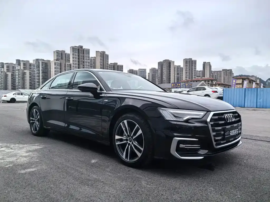 Audi A6L — фото 2