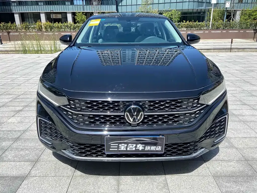 Volkswagen Passat — фото 7
