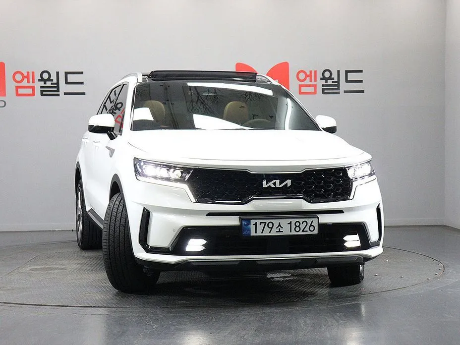 Kia Sorento — фото 4