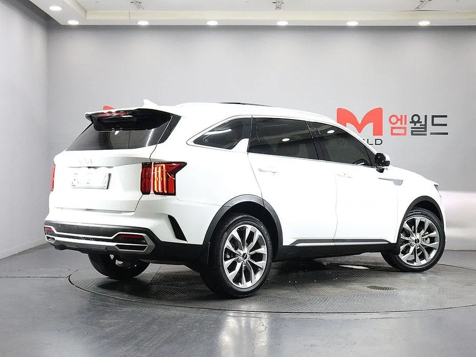 Kia Sorento — фото 3