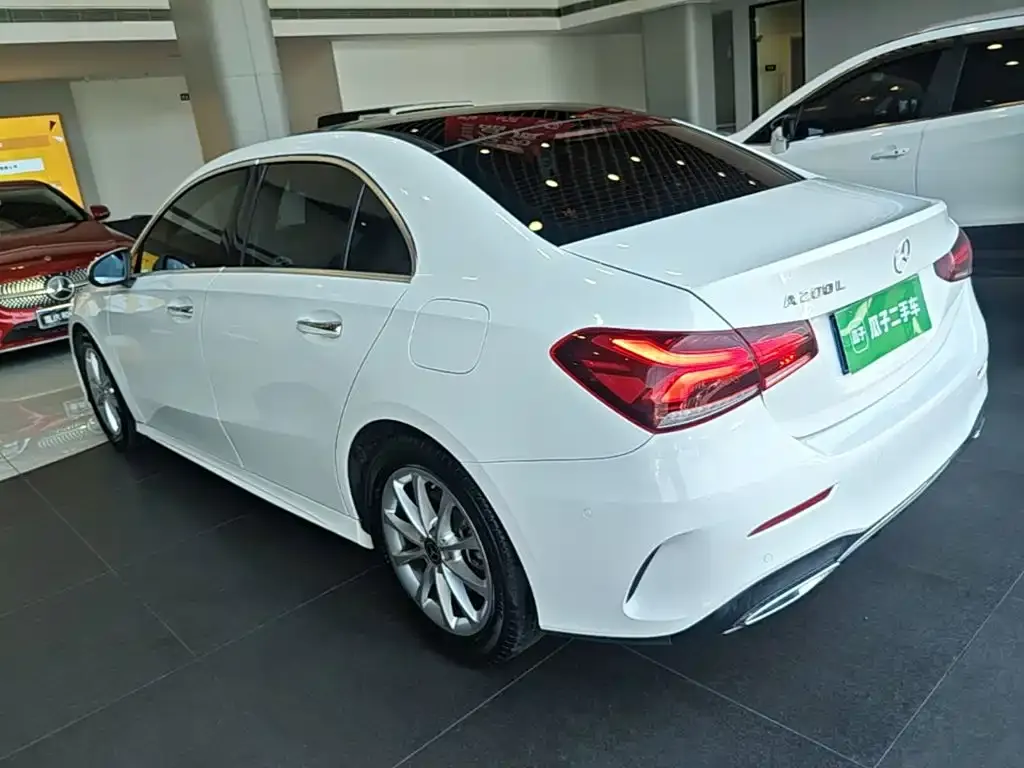 Mercedes-Benz A-Class — фото 10