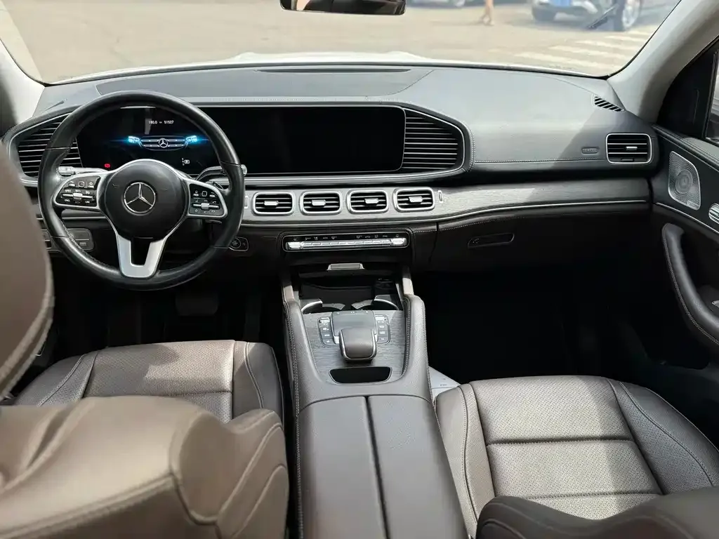 Mercedes-Benz GLE (Import) — фото 8
