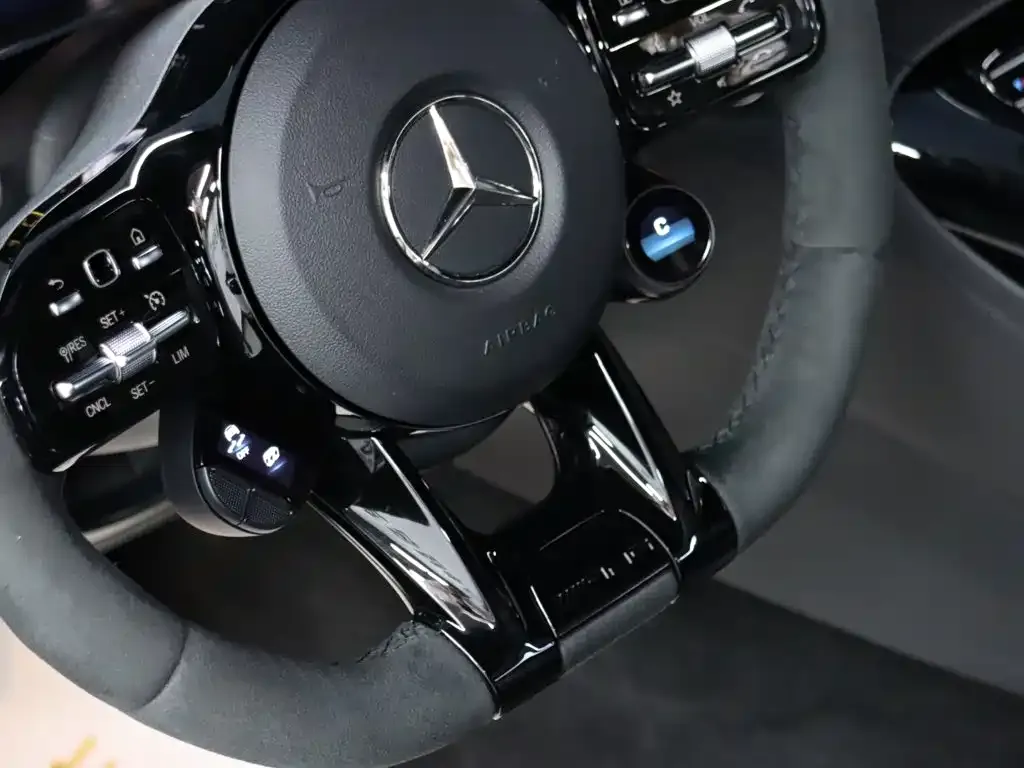 Mercedes-Benz AMG GT — фото 4