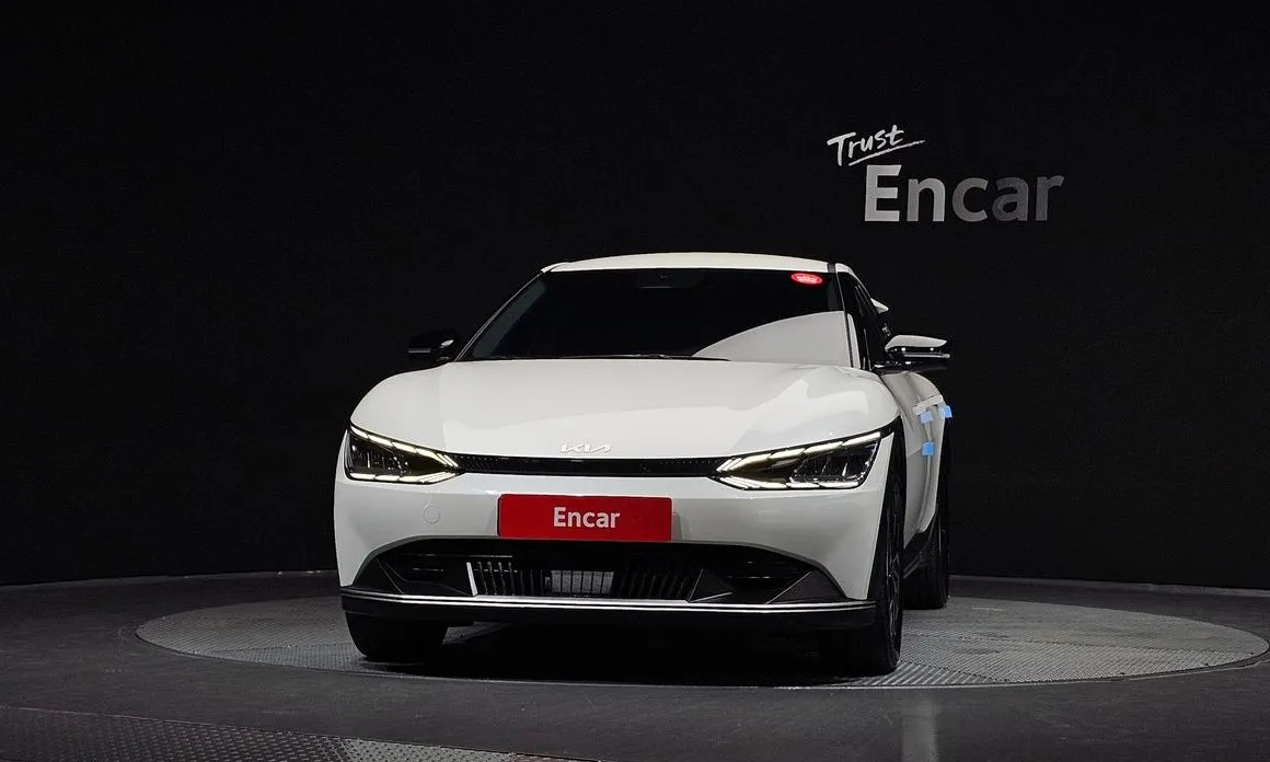 Kia EV6 — фото 2