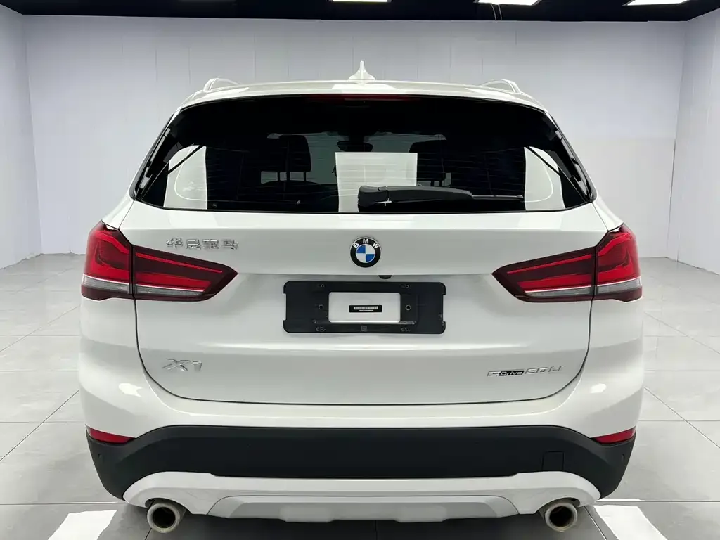 BMW X1 — фото 2