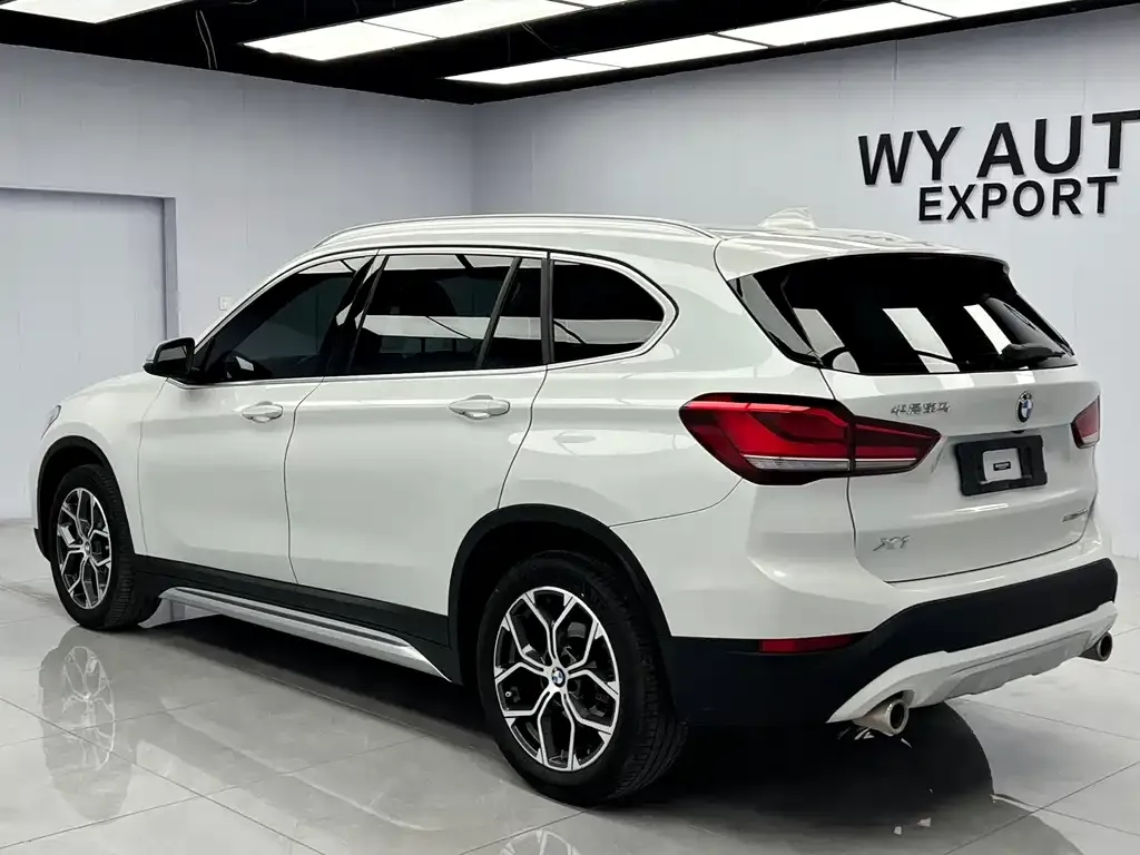 BMW X1 — фото 3