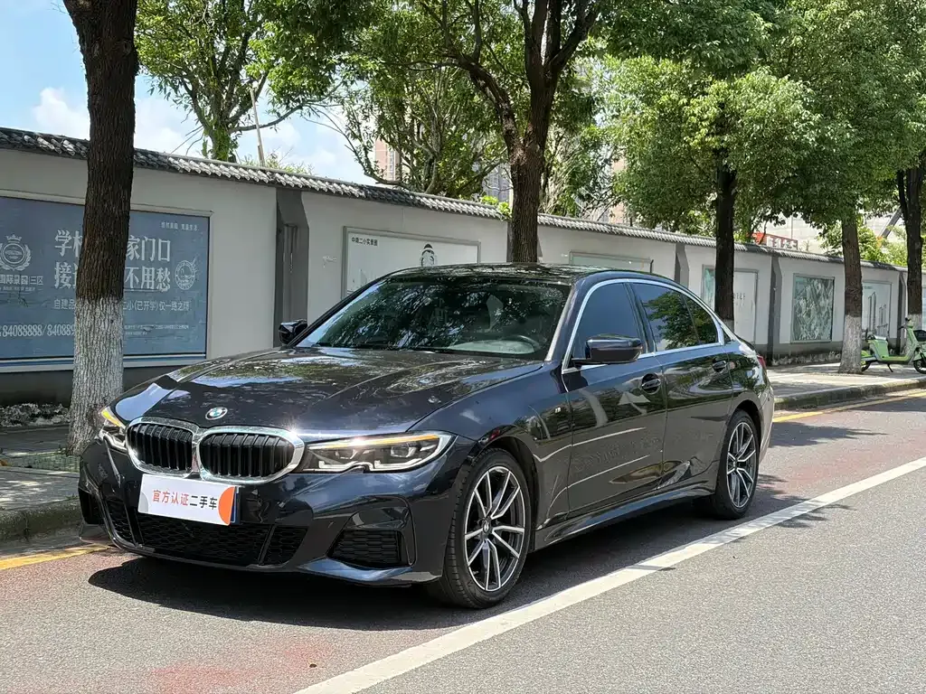 BMW 3 Series — фото 1