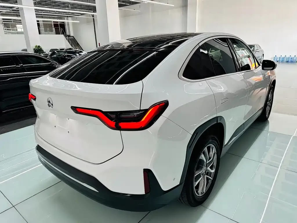 NIO EC6 — фото 5