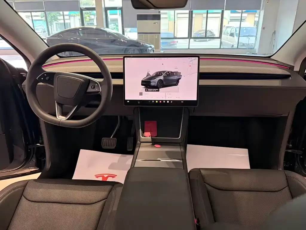 Tesla Model Y — фото 5