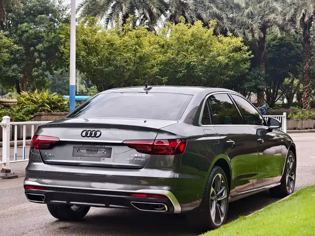 Audi A4L — фото 4