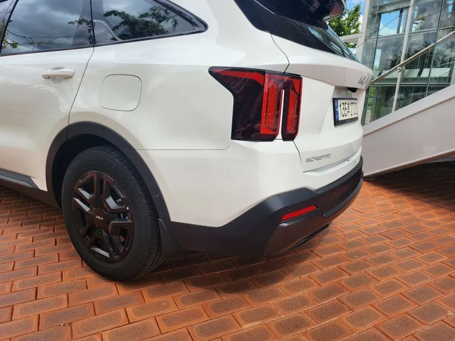 Kia Sorento — фото 2