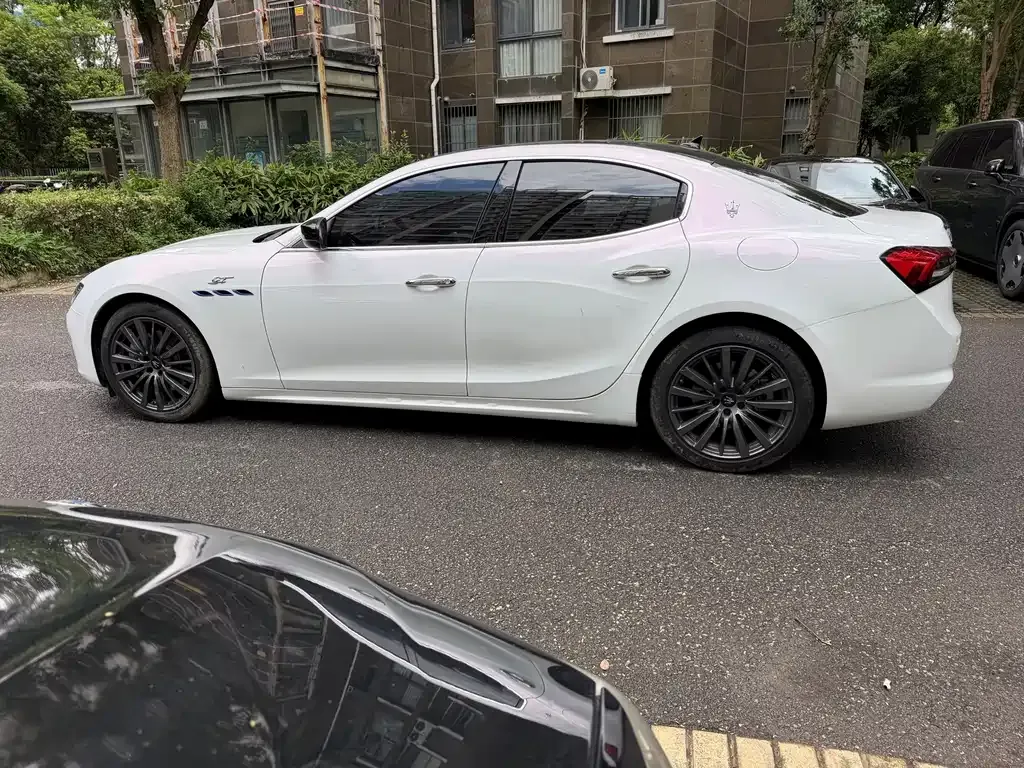 Maserati Ghibli — фото 4