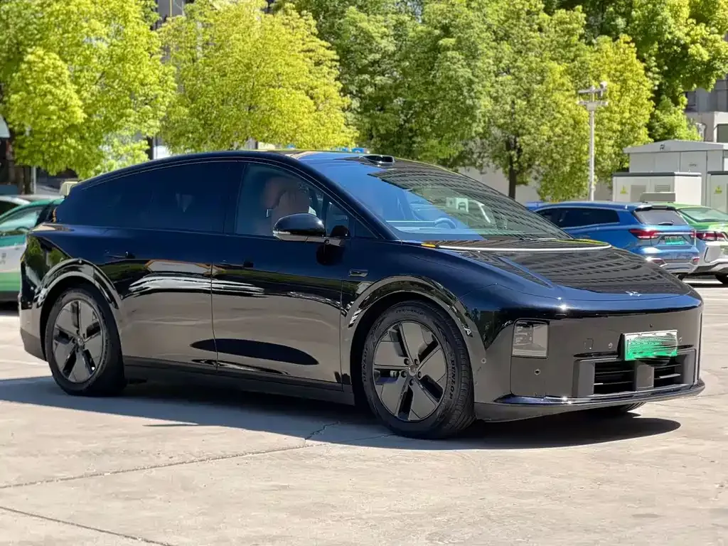 Li Auto Li i6 — фото 7