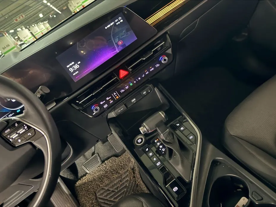 Kia Niro — фото 10