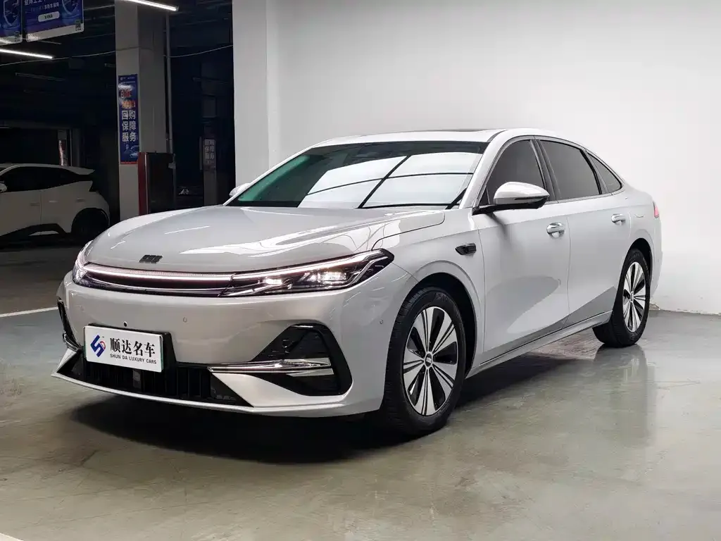 Geely Galaxy A7 EM — фото 1