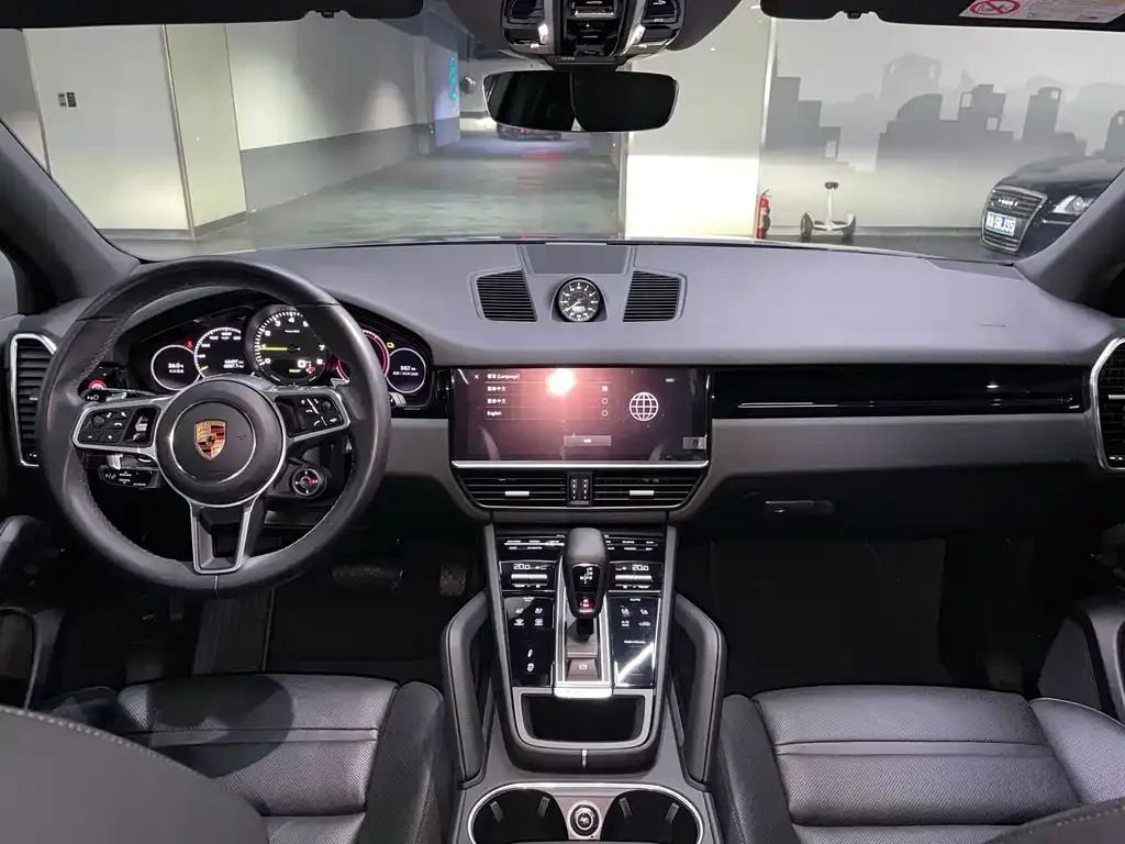 Porsche Cayenne Hybrid — фото 7