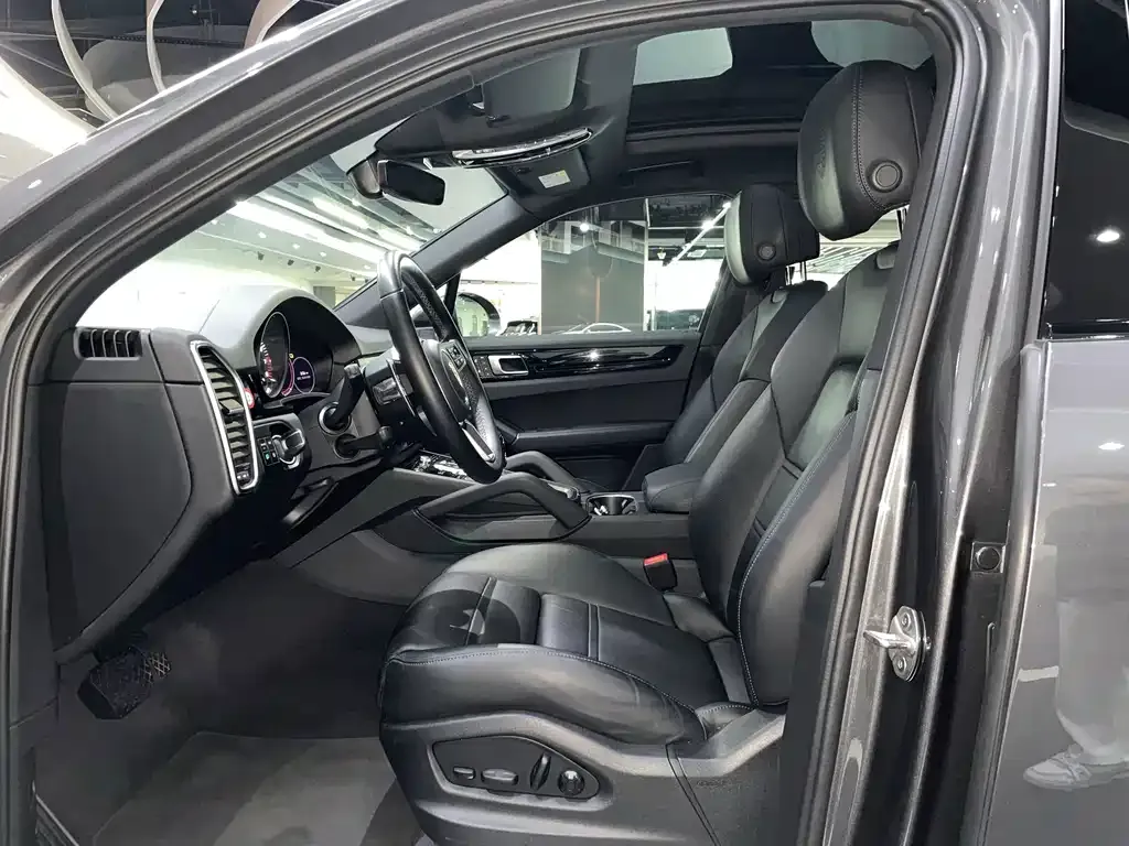 Porsche Cayenne Hybrid — фото 8
