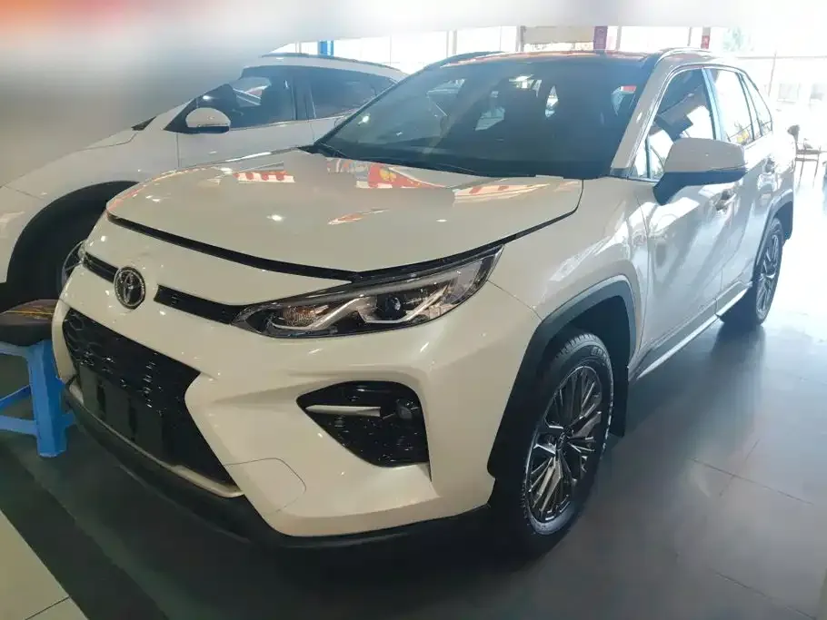 Toyota Wildlander — фото 1