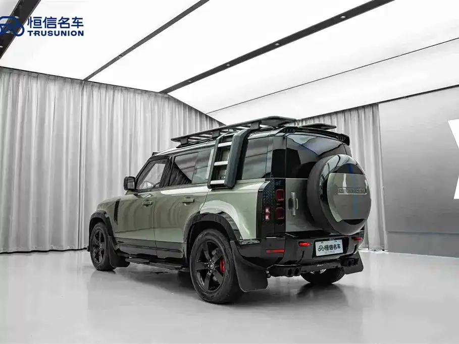 Land Rover Defender — фото 9