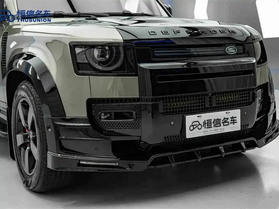 Land Rover Defender — фото 10
