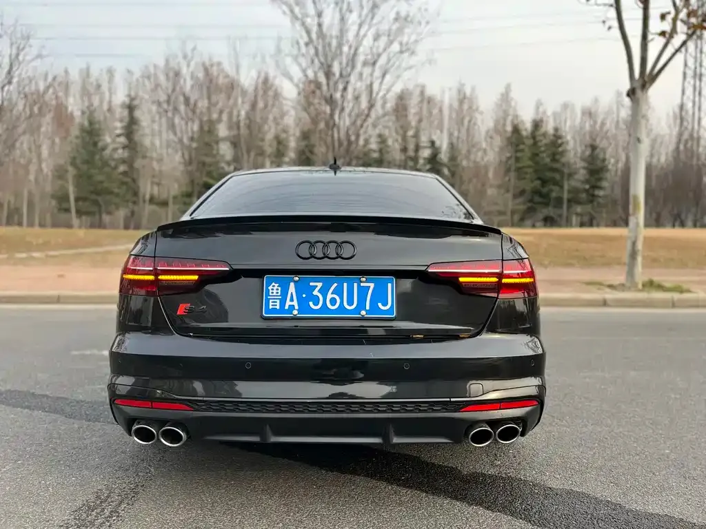 Audi S4 — фото 6