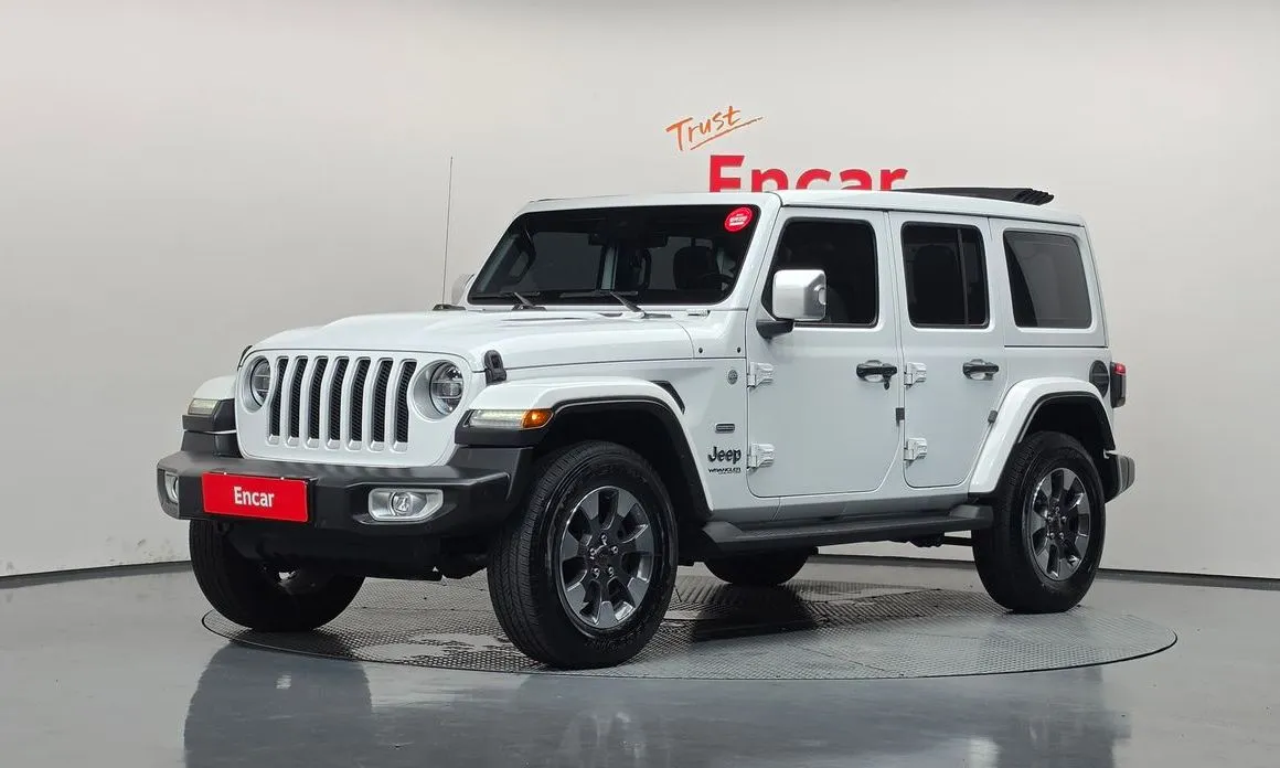 Jeep Wrangler — фото 1