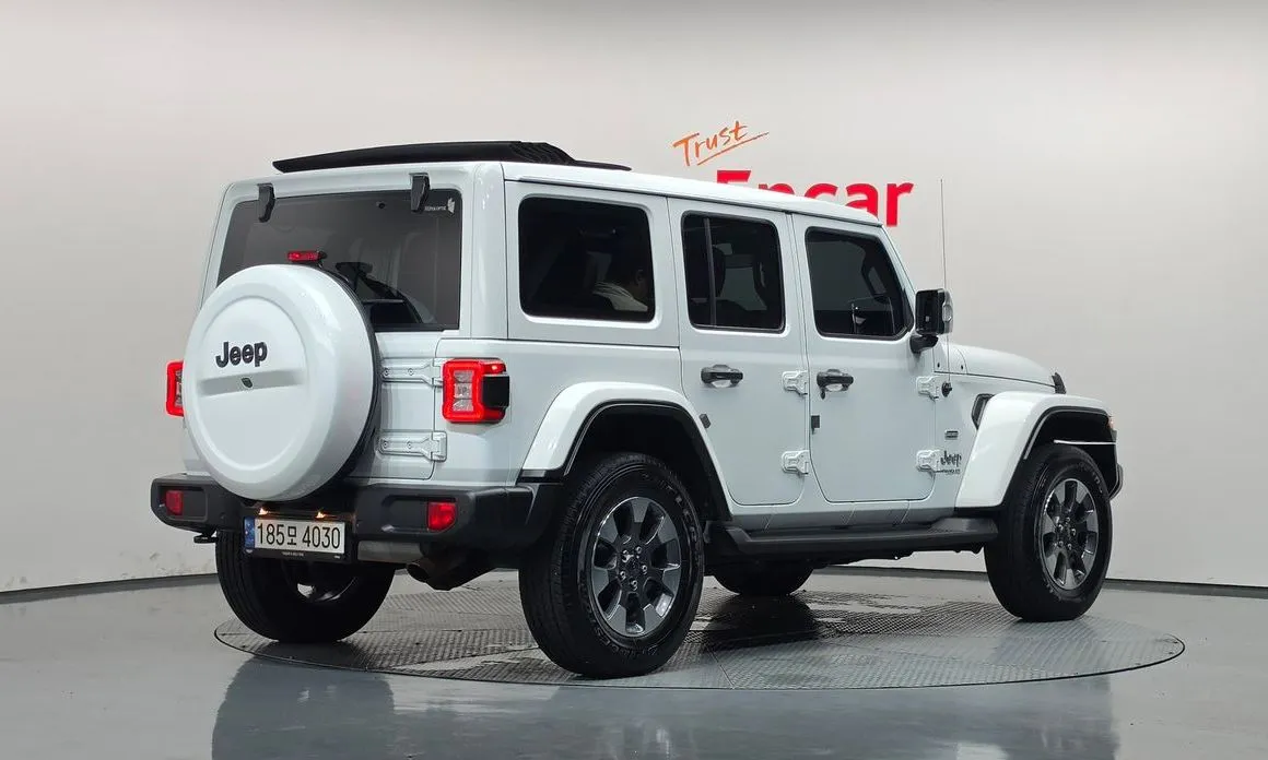 Jeep Wrangler — фото 2