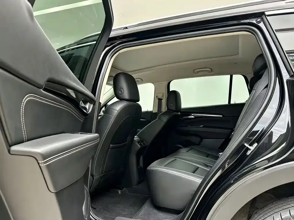Buick Envision Plus — фото 3