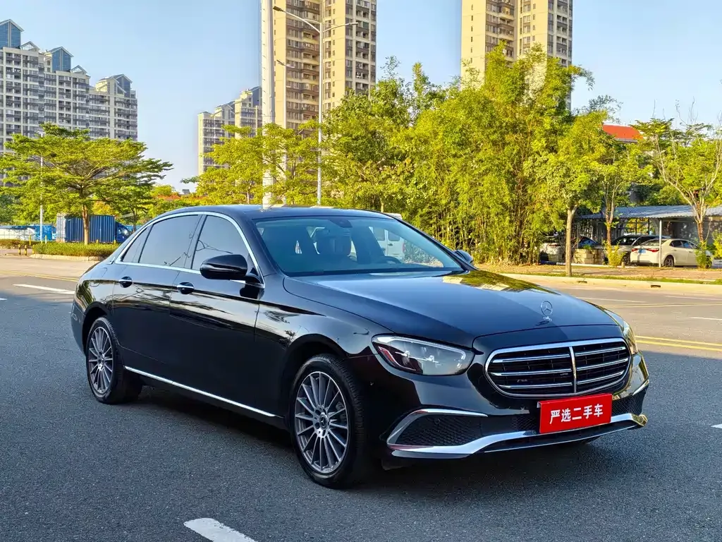 Mercedes-Benz E-Class — фото 10