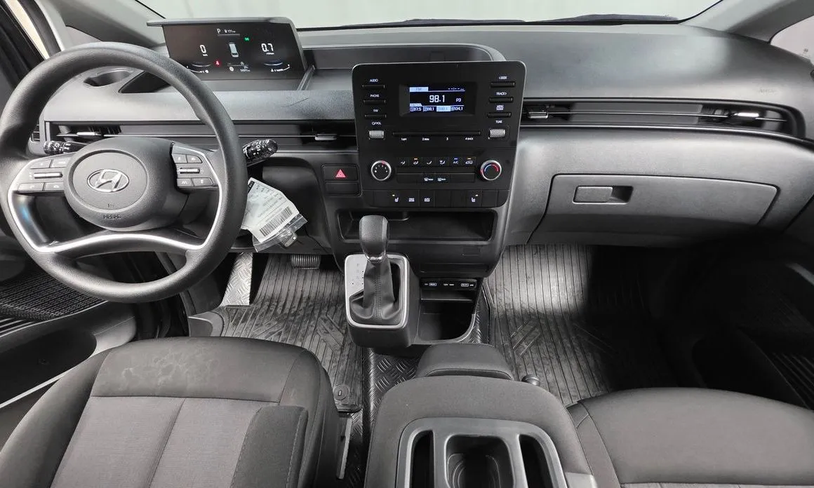Hyundai Staria — фото 3