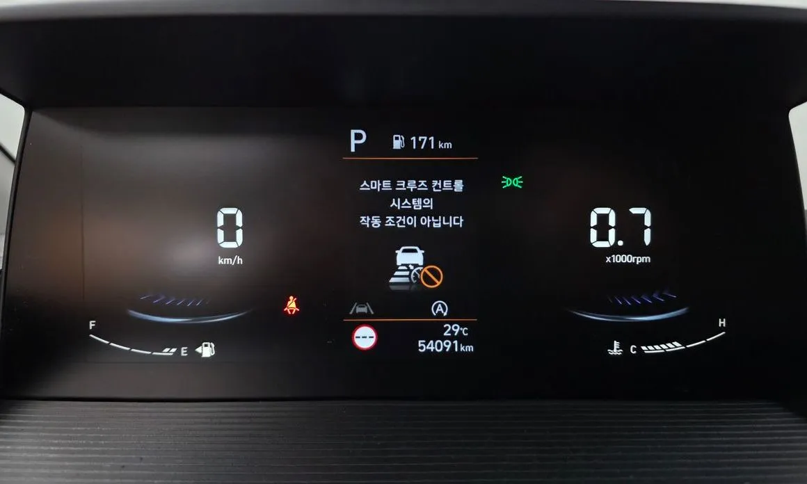 Hyundai Staria — фото 2