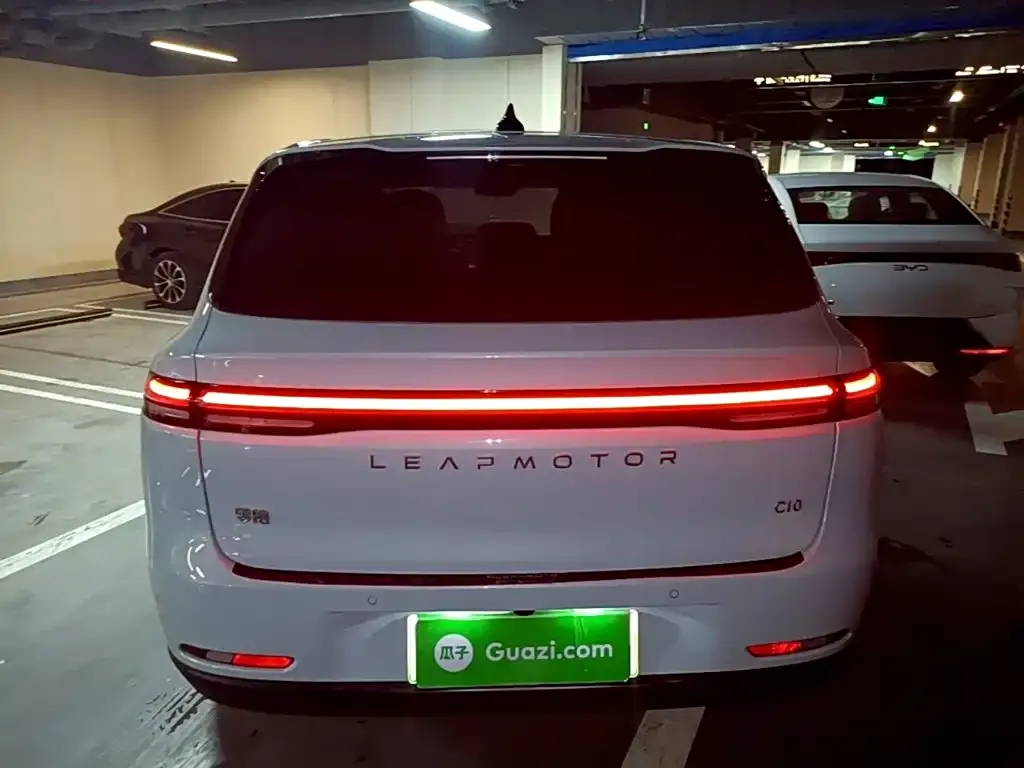 Leapmotor C10 — фото 6