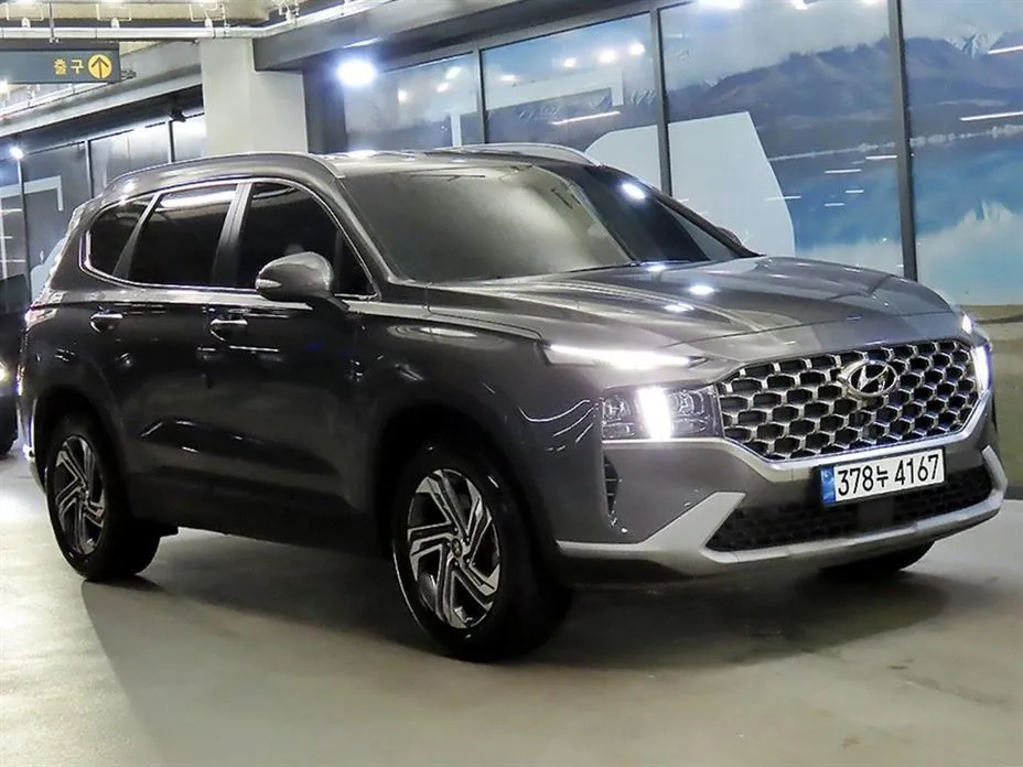 Hyundai Santafe — фото 1